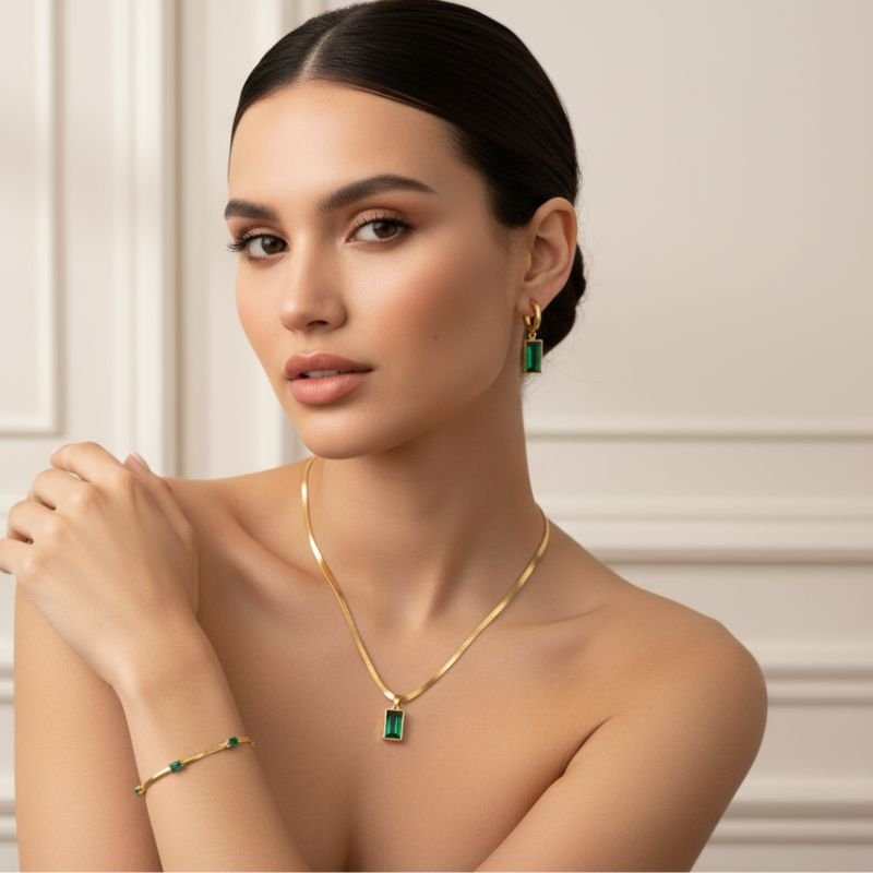 18K Gold Emerald Serpent Set - Image 2